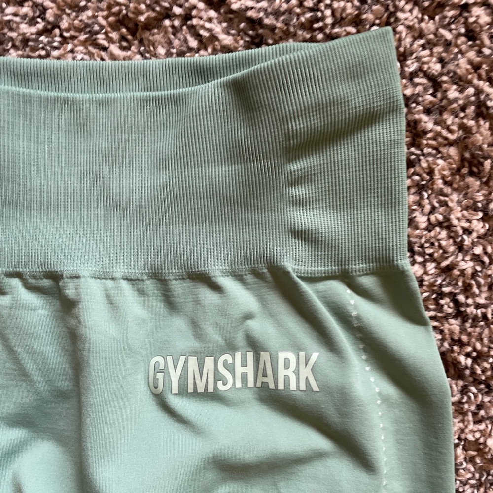 Small Gym Shark Leggings